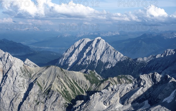 View of mountain peaks of the Hohe Munde, Mieminger Kette, view from the summit of the Zugspitze,