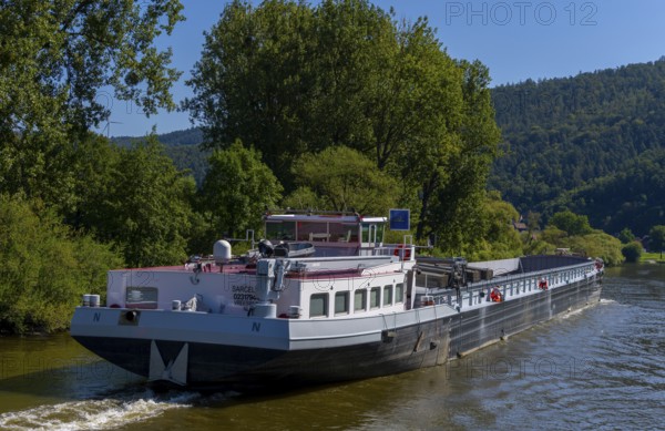 Shipping, barges on the Main near Freudenstadt, Lower Franconia, Bavaria, Germany, Europe