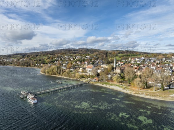 Aerial view of the municipality of Gaienhofen on the south side of the Höri peninsula with the