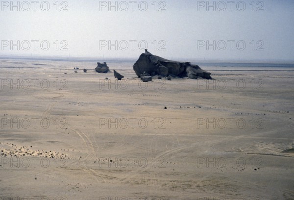 Photo of the Arabian desert taken by a helicopter pilot working in the oil industry in Dharhan,