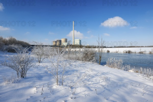 Hamm, North Rhine-Westphalia, Germany - Sunny winter landscape in the Ruhr area, ice and snow on