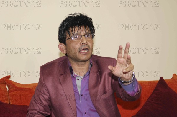 Bollywood actor filmmaker Kamaal Rashid Khan press conference telephonic conversation filmmaker