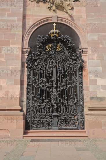 Ornate iron church door, arts and crafts, metal, Jesuit Church, Mannheim, Hesse, Germany, Europe