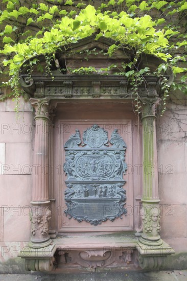 Gravestone of Katharina Elisabeth Aja Goethe with inscription, Mother of Wolfgang,