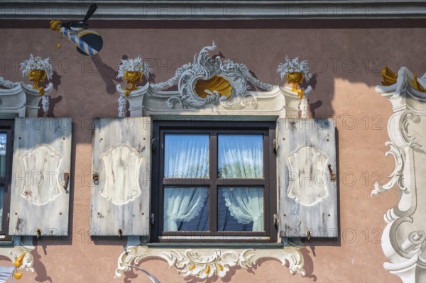 Lüftlmalerei on a house wall, Oberammergau, district of Garmisch-Partenkirchen, Upper Bavaria,