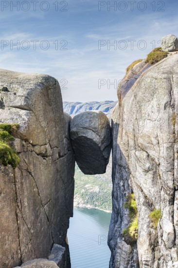 Kjeragbolten, trapped rock above the Lysefjord, Kjerag, Lysebotn, Rogaland, Norway, Europe