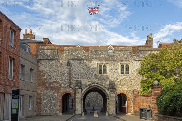 British Flag, Kings Gate, Winchester, Hampshire, England, United Kingdom, Europe