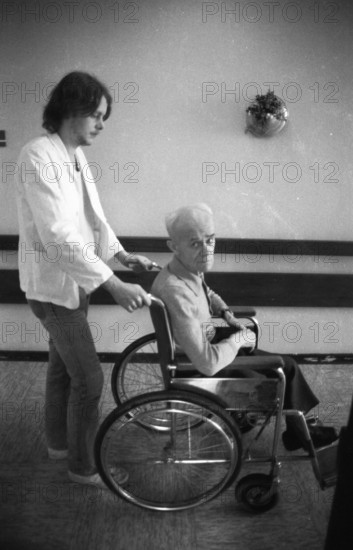 Resident and operation of an old people's home of the AWO (Arbeiterwohlfahrt) on 07.03.1980 in