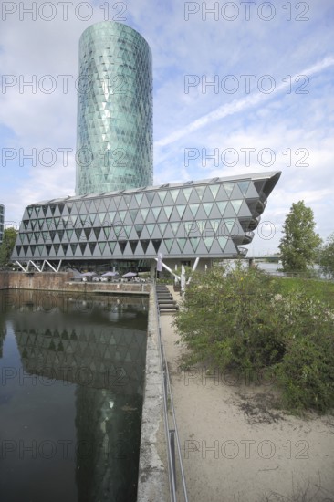 Reflection of the Westhafentower and Restaurant Frankfurter Botschaft, Westhafenplatz, Westhafen,