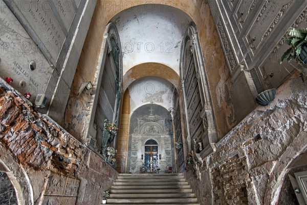 Staircase to the upper burial level, Monumental Cemetery, Cimitero monumentale di Staglieno),
