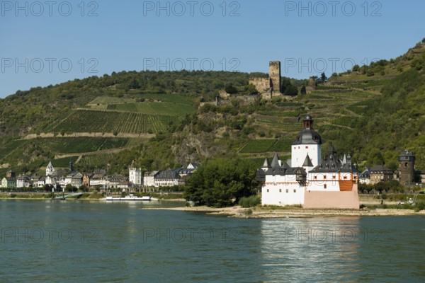 Pfalzgrafenstein Castle with Gutenfels Castle, Kaub, Upper Middle Rhine Valley,