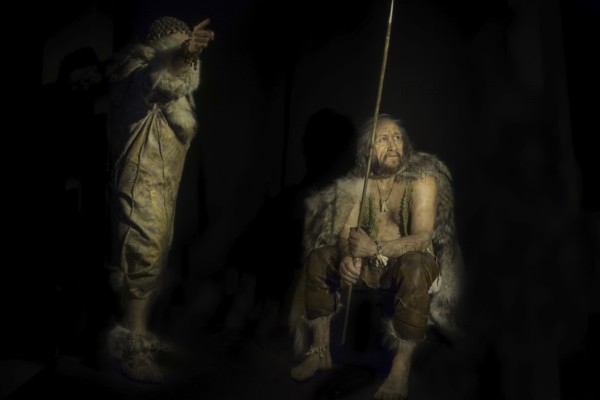 Reconstruction of Cro-Magnon hunter and women sculpted by Elisabeth Daynès at exposition in museum
