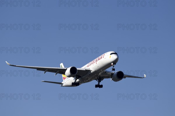 Aircraft Ethiopian Airlines, Airbus A350-900, ET-ATQ