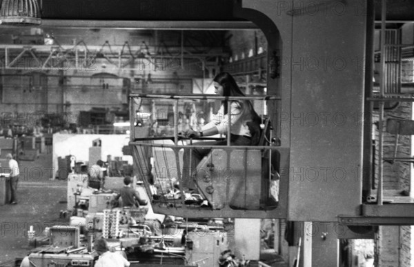 GDR report on Karl-Marx-Stadt (today: Chemnitz) from 10-15 September 1975 .VEB Germania