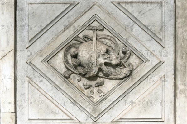 Relief depiction on the column at the entrance portal of Palazzo Doria Spinola, former 16th century
