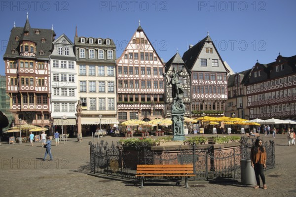 Römerberg with Justice Fountain, Justitiabrunnen and Ostzeile, Old Town, Main, Frankfurt, Hesse,