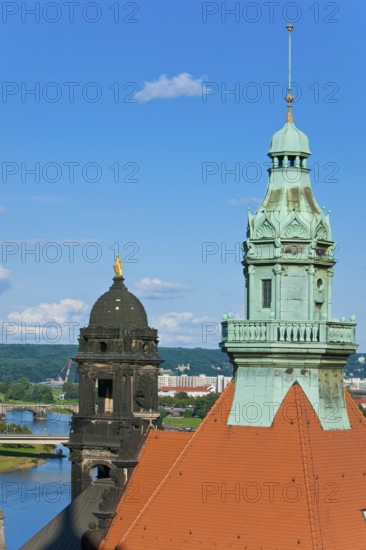 View from the Hausmannsturm to the Georgetor of the Residenzschloss and the tower of the Ständehaus