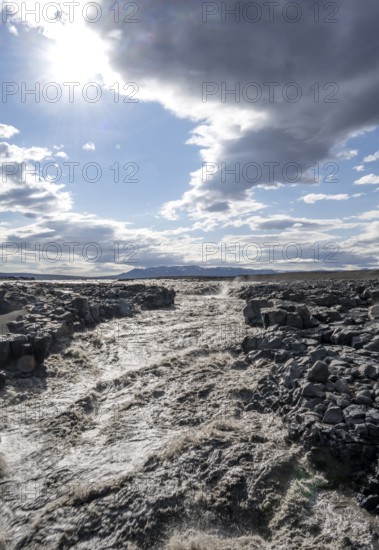 River Jökulsá á Fjöllum, volcanic landscape, barren landscape, Vatnajökull National Park, Icelandic