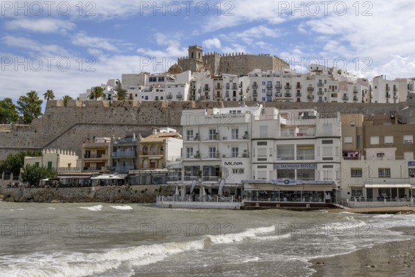 Old town of Peñíscola with its 14th century Romanesque castle, Castellón province, Costa del