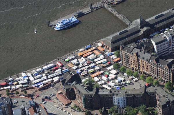 Aerial view, Hamburg fish market, St. Pauli fish market, market, Elbe, fish auction hall, Hamburg,