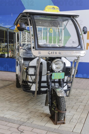 E-Force, electric tuk-tuk in India, in Gujarat, 15.09.2024