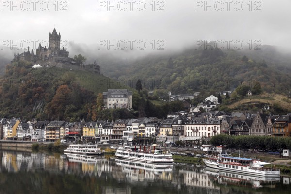 Fog in Cochem on the Moselle, Reichsburg, 01.10.2020