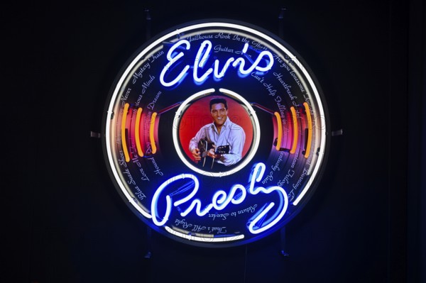Illuminated advertising sound column Elvis Presley