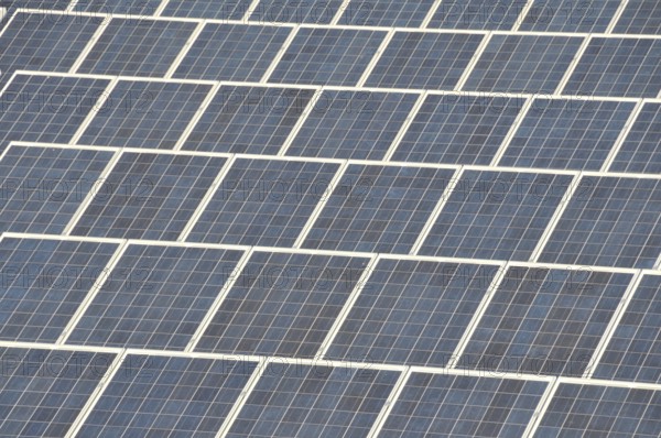 In Troisdorf-Oberlar, the currently largest ground-mounted photovoltaic system in North