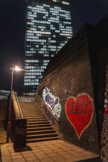 Stairs from the banks of the Main, Weseler Werft to Eyssenstraße at the building of the European