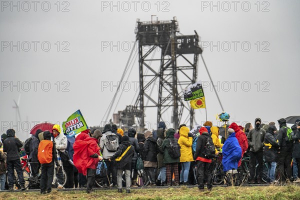 Demonstration against the demolition of the lignite village of Lützerath, from the village of