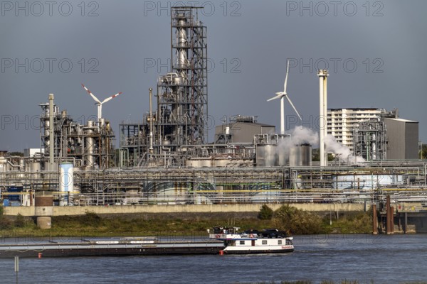 Cargo ship on the Rhine near Emmerich, Kao Chemicals backdrop, specialising in surfactants, KLK,