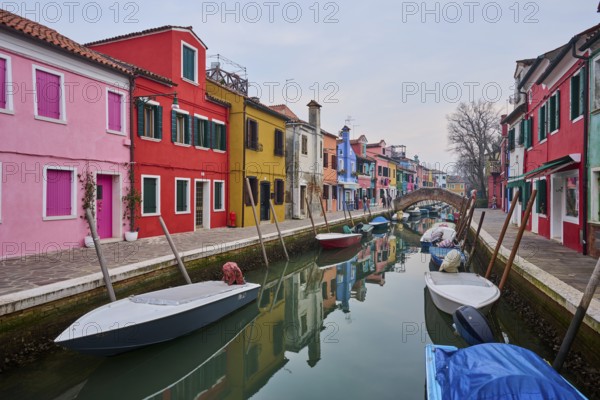 Colorful houses beside the waterway in between 'Riva dei Santi' and 'Fondamenta di Terranova' with