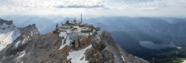 Alpine panorama, mountain station of the Zugspitzbahn, Zugspitze and Zugspitzplatt with glacier,