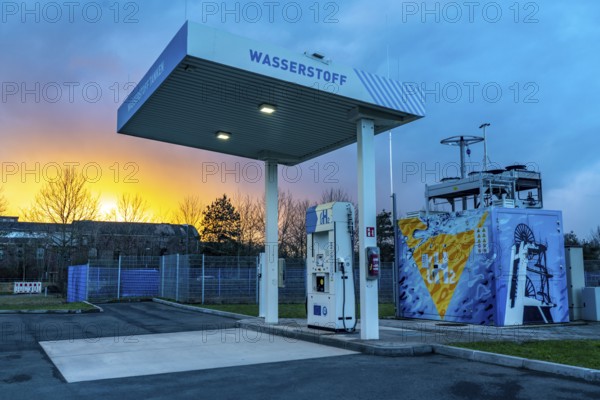 Hydrogen filling station, at the Hertern hydrogen competence centre, h2Herten, on the site of the