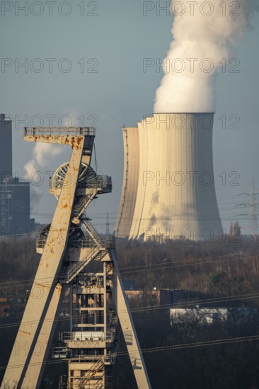 UNIPER coal-fired power plant Gelsenkirchen-Scholven, power plant units and cooling towers,