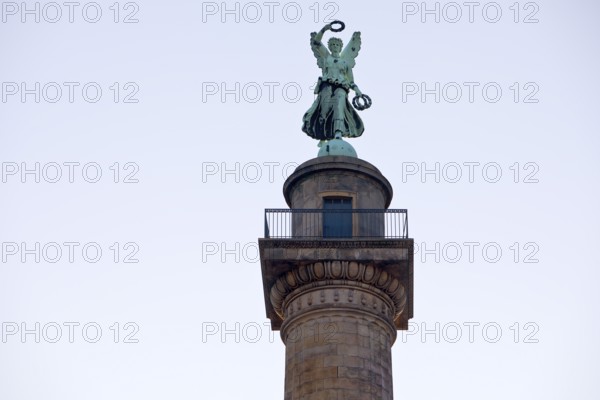 Waterloo Column with Victoria, Victory Column commemorating the Battle of Waterloo, Waterlooplatz,