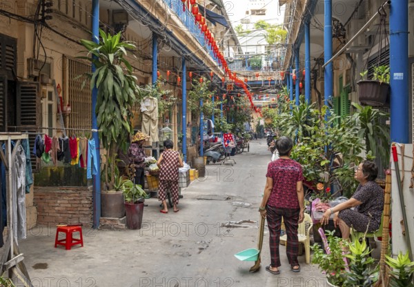 Hao Si Phuong Alley, Saigon Chinatown, Cho Lon, Ho Chi Minh City, Vietnam, Asia