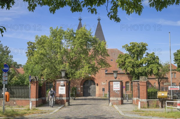 Main entrance, Tor tor 1, JVA Tegel, Seidelstraße, Reinickendorf, Berlin, Germany, Europe