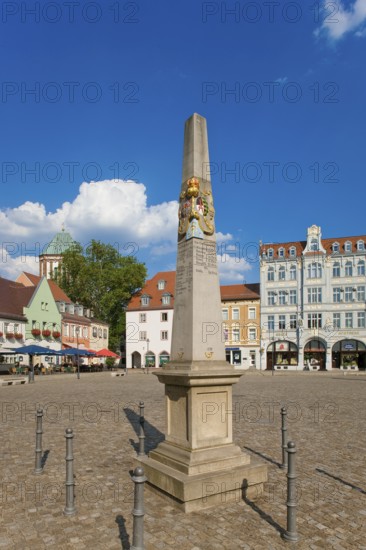 Senftenberg market square with the Electoral Saxon postal pillar
