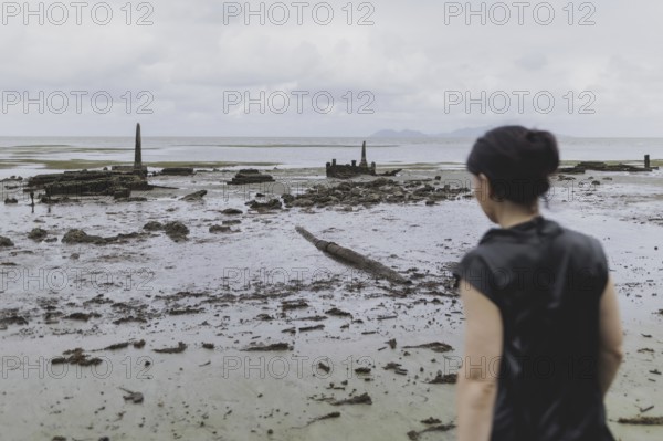 Annalena Bärbock (Bündnis 90/Die Grünen), Federal Foreign Minister, pictured at graves flooded by
