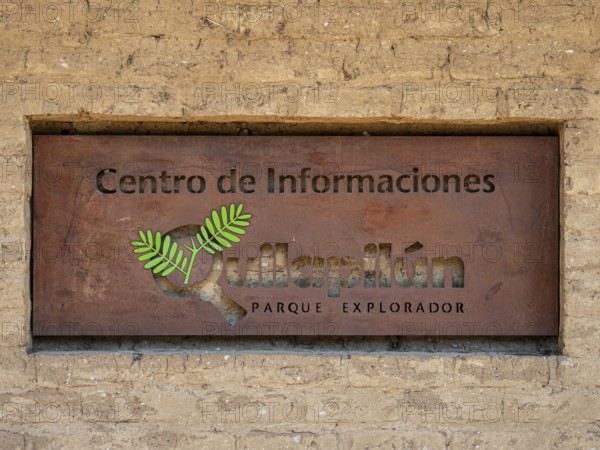 Sign information center, botanic garden, Parque Quilapilún de Anglo American, Región Metropolitana,