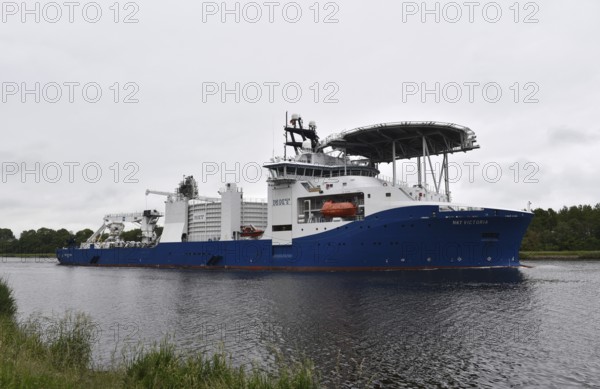 Ship, special ship, cable-laying ship NKT Victoria travelling through the Kiel Canal, Kiel Canal,