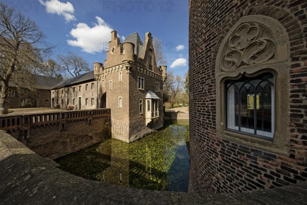 Paffendorf Castle, popular excursion destination, Bergheim, Rhine-Erft district, Rhenish lignite