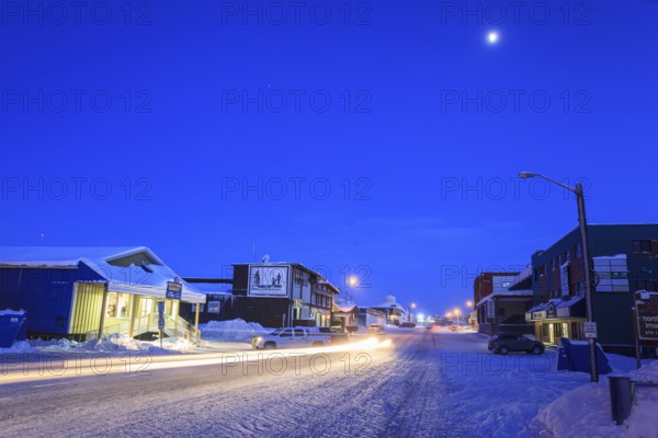 Snowy road, city, cars, buildings, cold, snow, twilight, moonlight, Arctic, Inuit settlement,