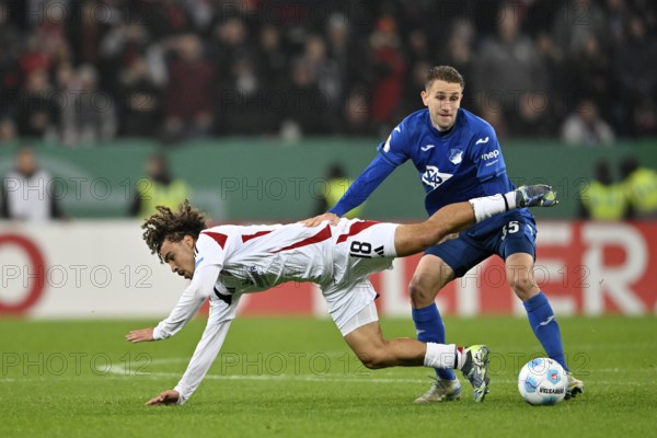 Duel, action Arthur Chaves TSG 1899 Hoffenheim (35) against Rafael Lubach 1. FC Nürnberg FCN (18)