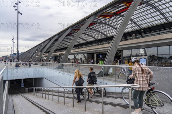 New bicycle car park at Amsterdam Central Station, IJboulevard, space for around 4000 bicycles,