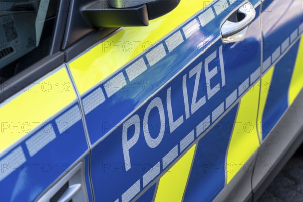 Police, police car, inscription on a patrol car, symbolic image