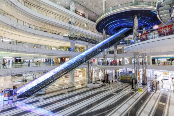 Shenzhen Longgang Wanda Plaza Shopping Mall Shopping centre in Shenzhen, China, Asia