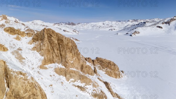 Winter landscape of the Pamir Plateau, Jarty Gumbez, Gorno-Badakhshan Province, Tajikistan, Central