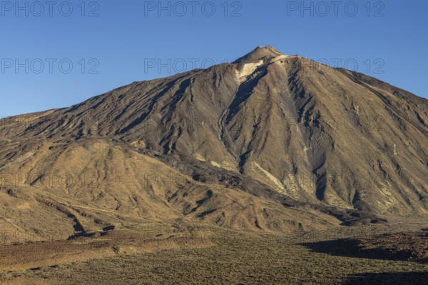 Panorama during the ascent to Alto de Guajara, 2715m, over the Teide National Park, Parque Nacional